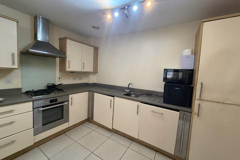 2 bedroom flat for sale, Burlington Road, Slough SL1