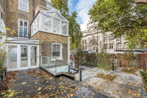 undefined, Thurloe Square, London SW7