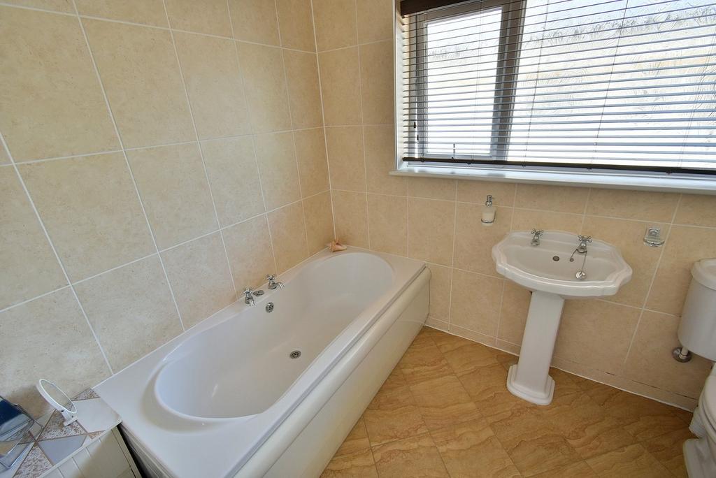 Bathroom/Shower Room