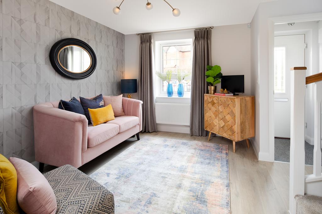 2 bedroom semi-detached house for sale