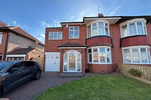 Canberra Avenue, Whitley Bay, Tyne and Wear, NE25 9DD