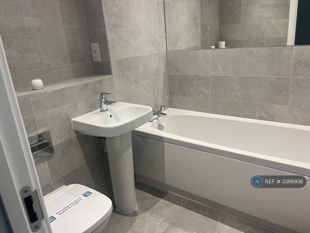 Main Bathroom