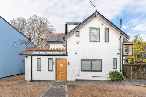 undefined, Kidbrooke Park Road, Blackheath, London, SE3