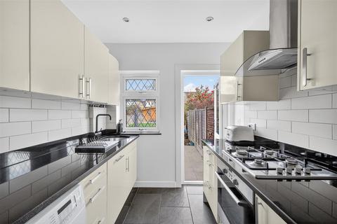 undefined, Broadhurst Avenue, Seven Kings