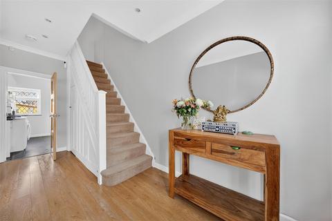 undefined, Broadhurst Avenue, Seven Kings