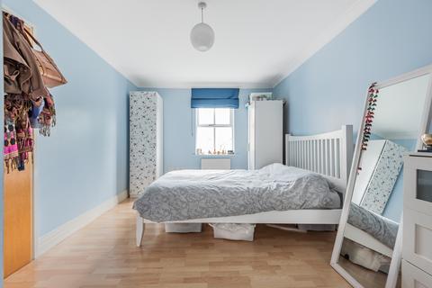 2 bedroom flat to rent, Belvedere Place, London, SW2