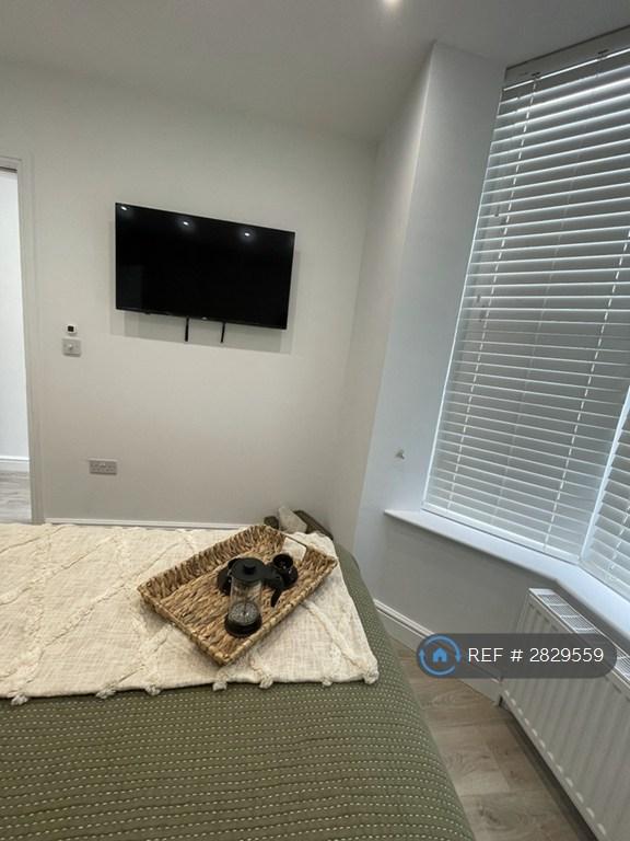 Room 1