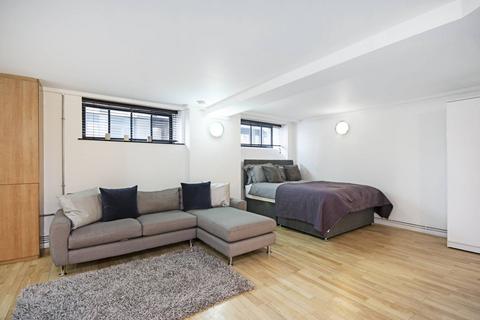 undefined, Tyssen Street, Dalston, London, E8