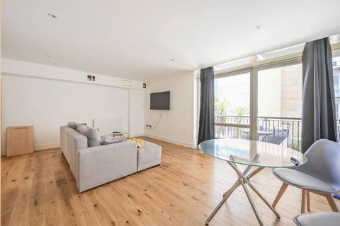 2 bedroom flat to rent, Cassilis Road, Canary Wharf, London, E14