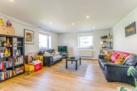 Wards Wharf Approach, Silvertown, London, E16