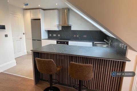 2 bedroom flat to rent, Raleigh Gardens, London, SW2