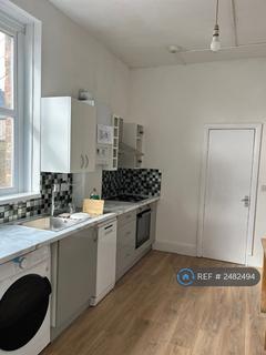 1 bedroom flat to rent, Ravensbourne Road, London, SE6