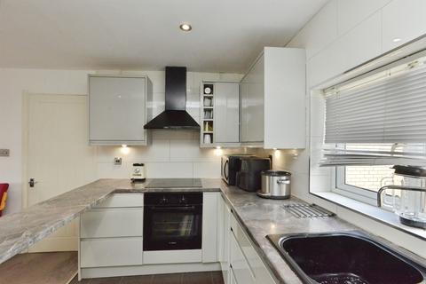 1 bedroom apartment for sale, Cleavers Avenue, Conniburrow, Milton Keynes