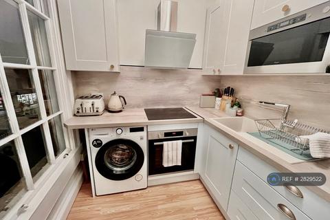 undefined, Walcot Parade, Bath, BA1