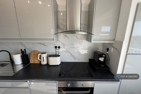 undefined, Lewisham, Lewisham, SE13