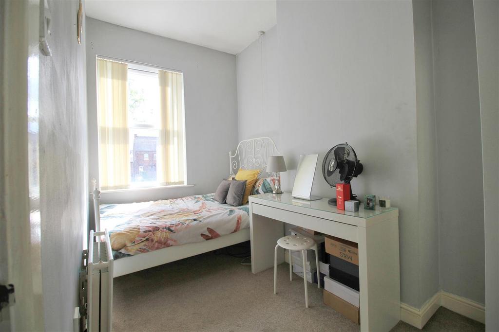 Bedroom 2.jpg