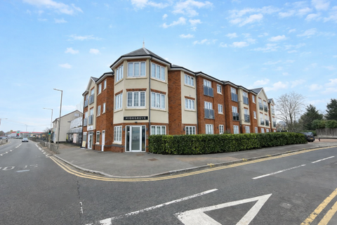 Flat 1, High Grove, 242 High Road, Benfleet, Essex SS7 5LA