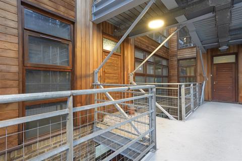 undefined, Acton Lane, Willesden Junction, London