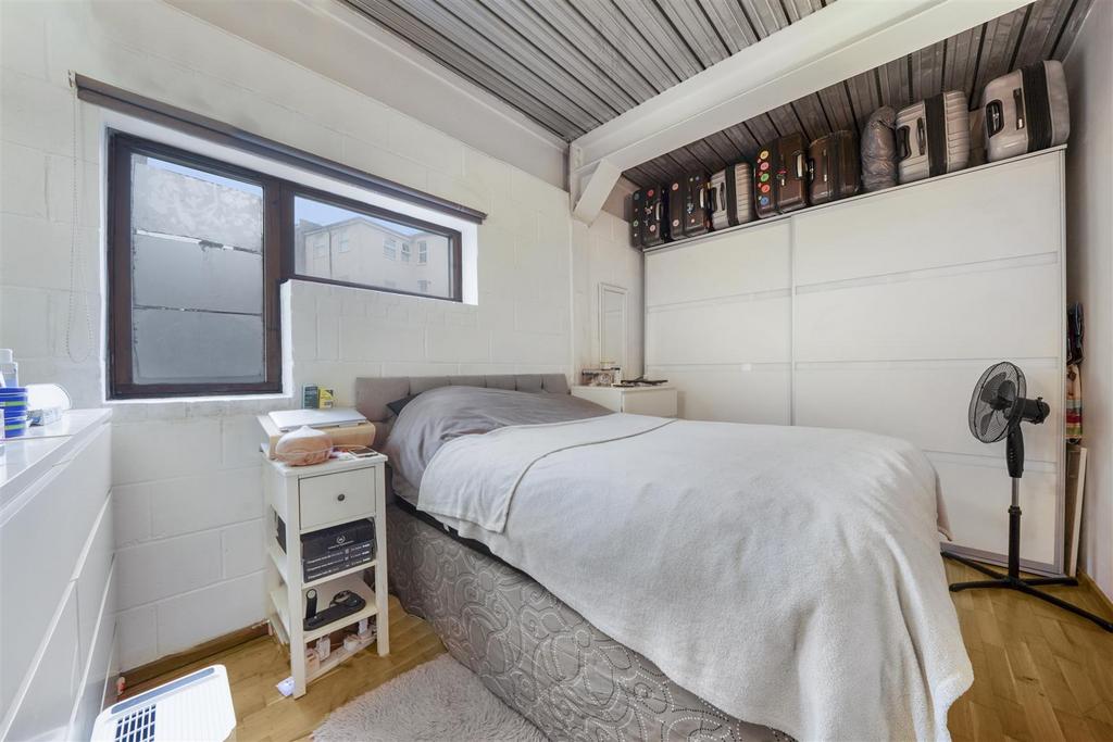 Double bedroom