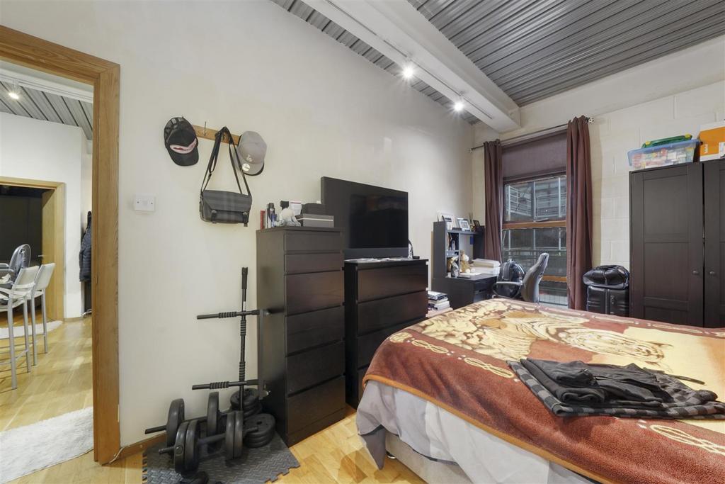 Double bedroom