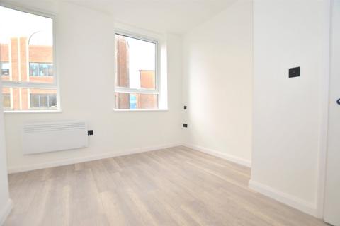 undefined, London Road, Surrey RH1