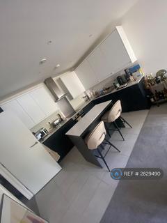 undefined, Russell Hill, Purley, CR8