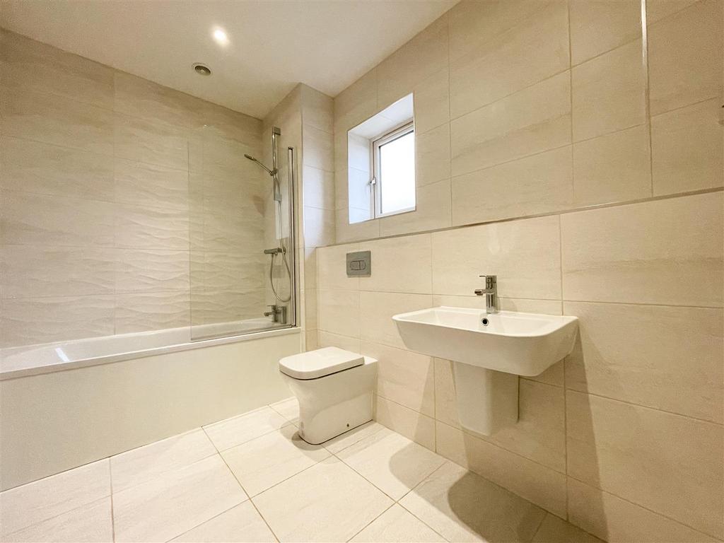Family bathroom