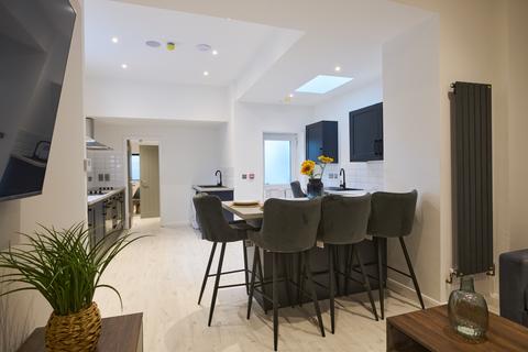 undefined, at Liverpool, 11, Richardson Street SA1