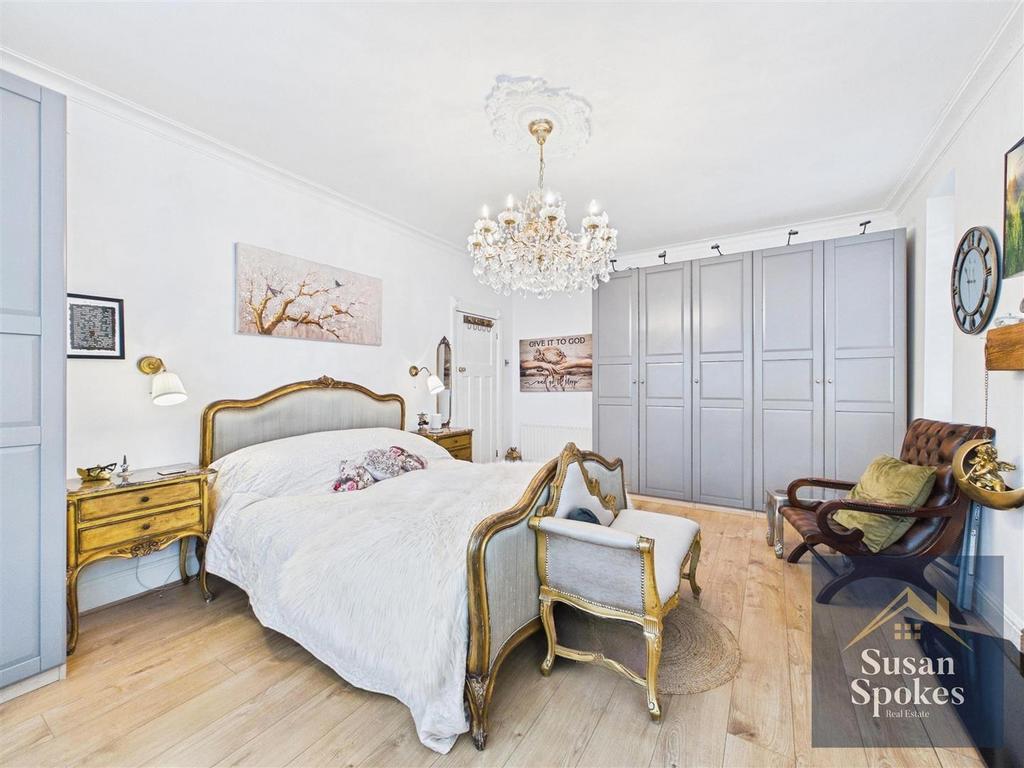 Edited bedroom 3.jpg