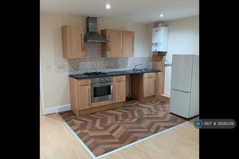 1 bedroom flat to rent, High Road, Ilford, IG1