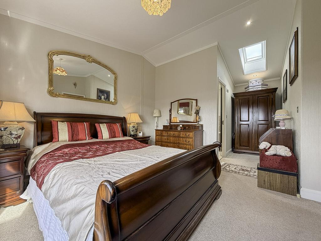 Bed 1 (2)
