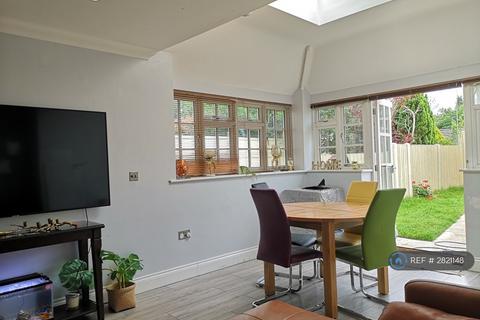 undefined, Great Austins House, Farnham, GU9