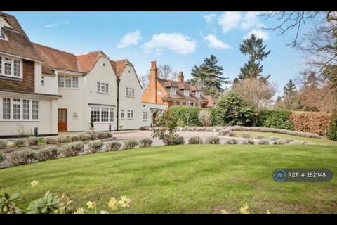 undefined, Great Austins House, Farnham, GU9
