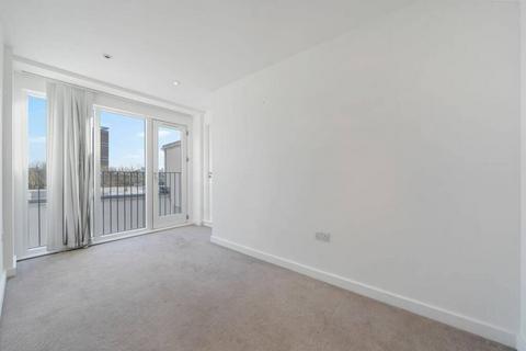 3 bedroom flat for sale, Saskia House, Hackney Road, Shoreditch, London, E2