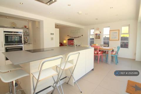 undefined, Oak Hill, Alresford, SO24