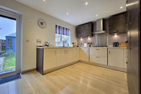 4 bedroom detached house for sale, York Rise, Bideford