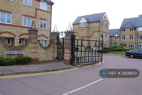 1 bedroom flat to rent, Norbury Avenue, Watford, WD24