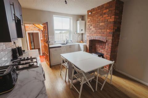undefined, Grosvenor Road, Dudley