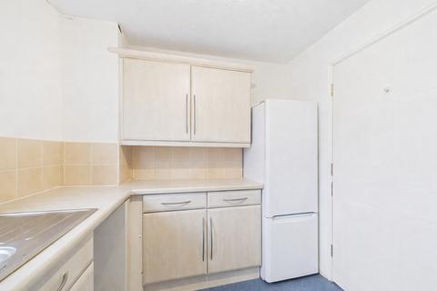undefined, Lloyd Close, Cheltenham, Gloucestershire, GL51