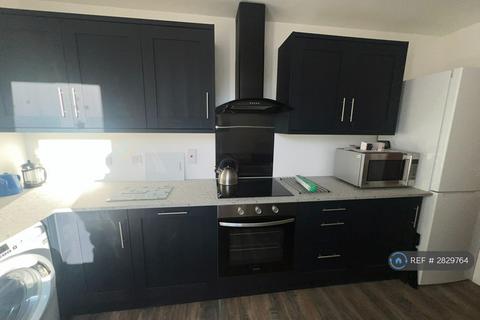 3 bedroom flat to rent, Carmelite Street, Aberdeen, AB11