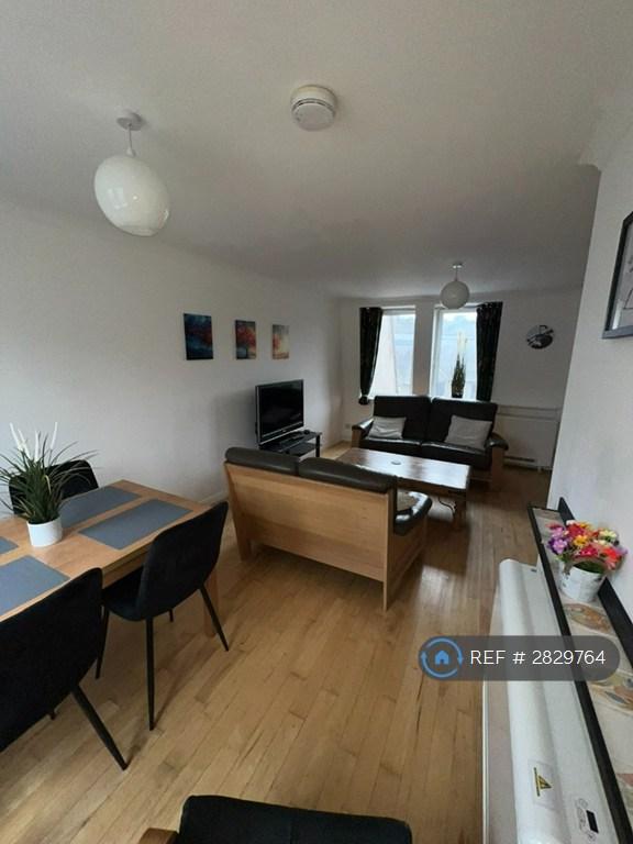 Lounge 2