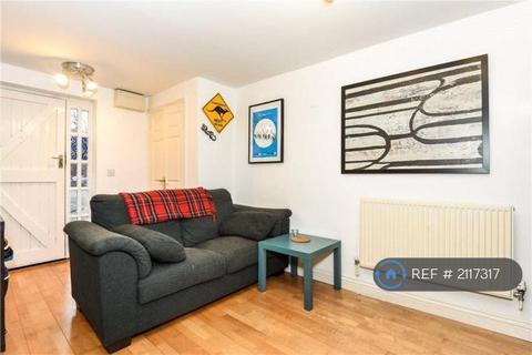 undefined, Stony Stratford, Milton Keynes, MK11
