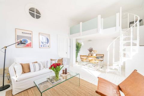 Studio for sale, Holland Park Avenue, Holland Park, London, W11