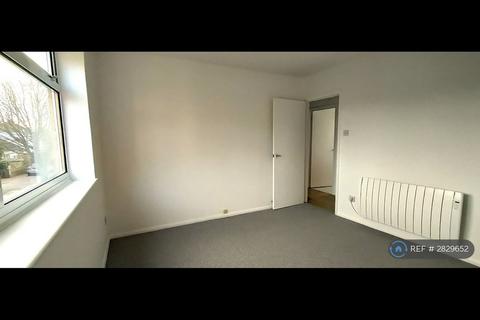 undefined, Wallis Road, Ashford, TN24