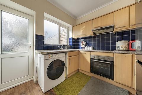undefined, Vale Road, Windsor