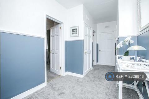 undefined, Thornwood Place, Glasgow, G11