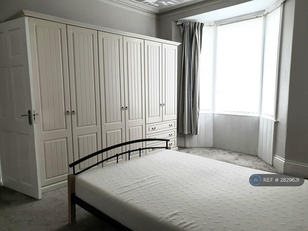 Bedroom2