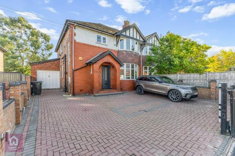 undefined, Delahays Road, Hale, Altrincham, Greater Manchester, WA15