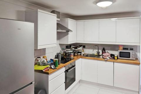 undefined, Lampton Road, Hounslow