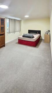 undefined, Lampton Road, Hounslow